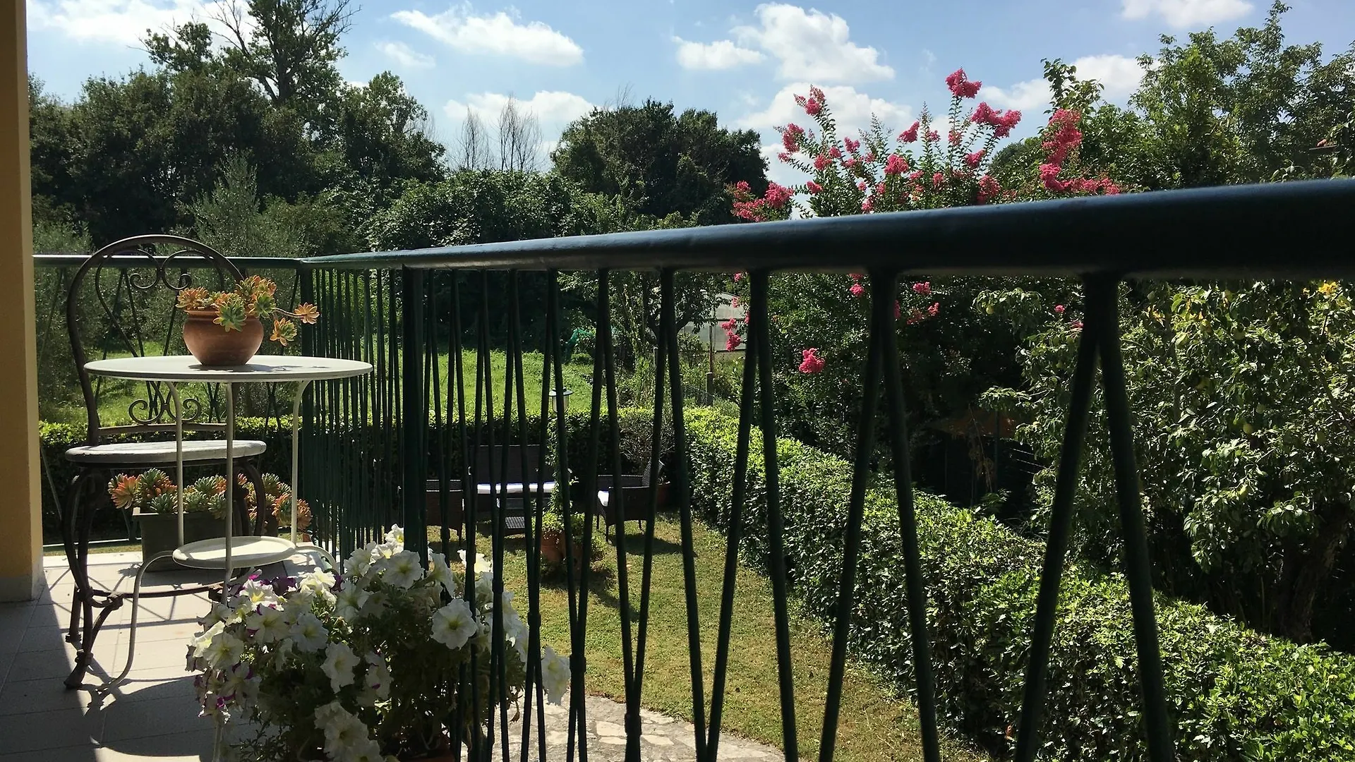 La Casa Di Ugo By Relais Centrostorico Apartment Pisa Italy